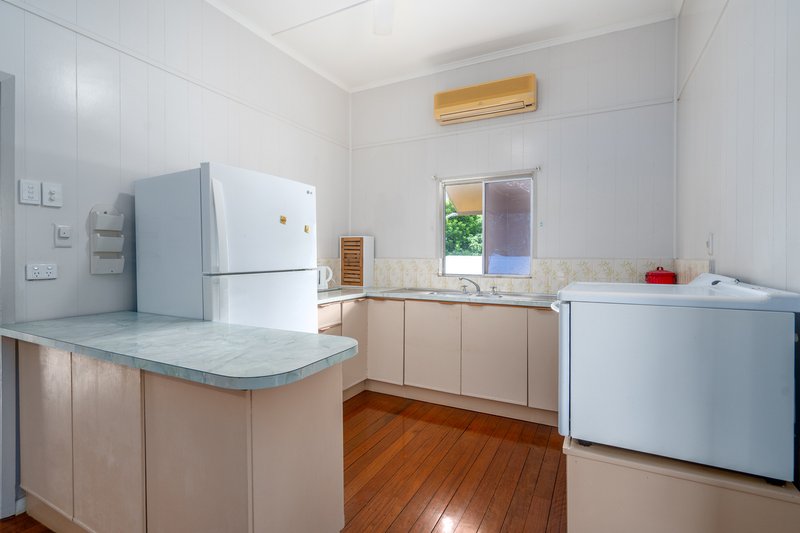 Photo - 21 Middle Avenue, South Johnstone QLD 4859 - Image 8