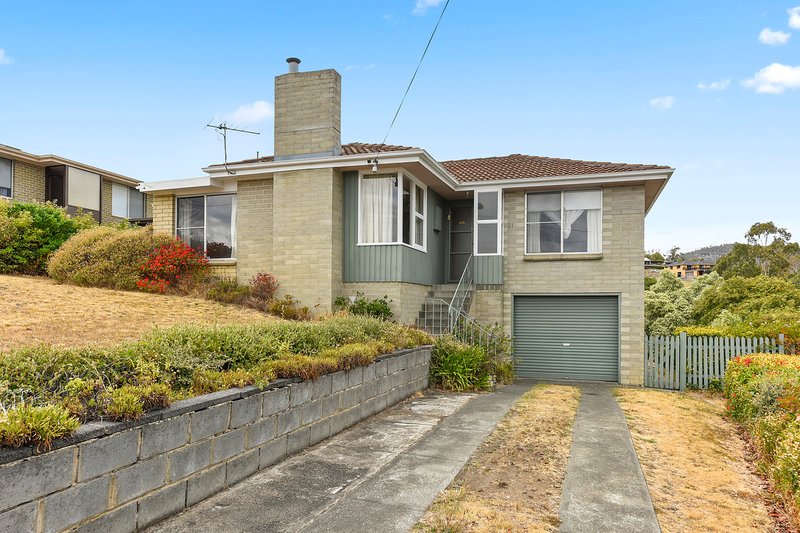 21 Milburn Place, Glenorchy TAS 7010