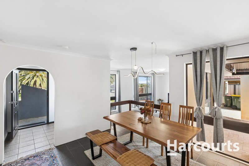 Photo - 21 Mindarie Drive, Quinns Rocks WA 6030 - Image 11