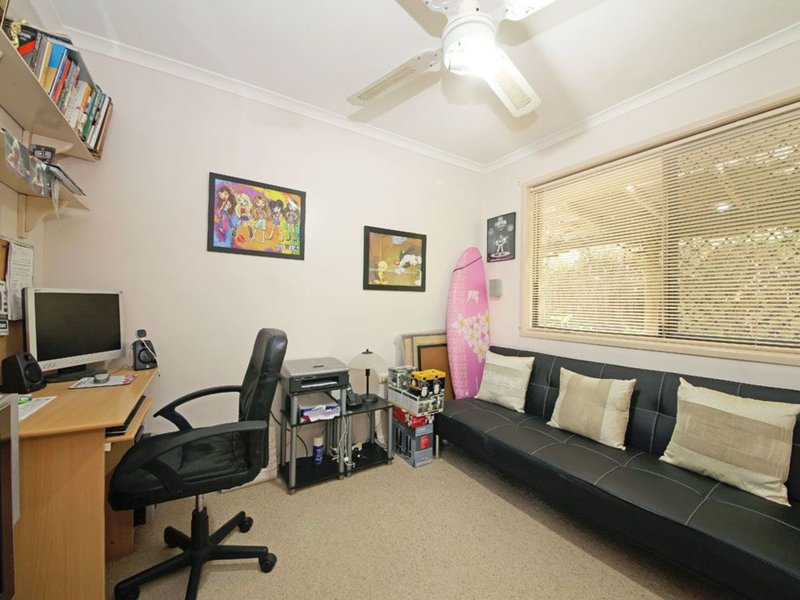 Photo - 21 Minstrel Street, Kallangur QLD 4503 - Image 9