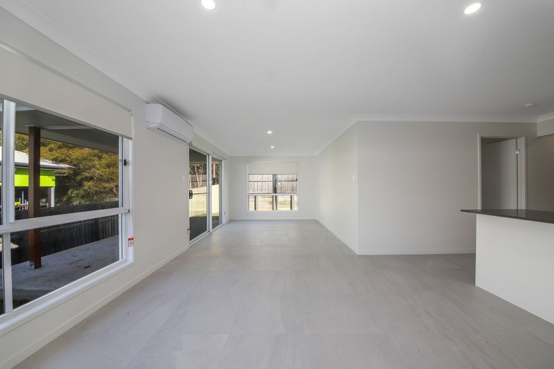 Photo - 2/1 Mirinae Circuit, Pimpama QLD 4209 - Image 2