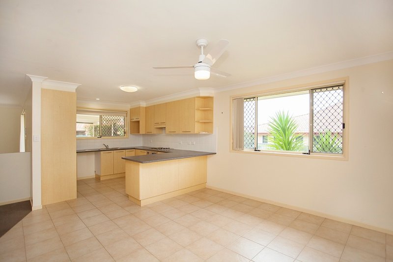 Photo - 21 Mistral Place, Old Bar NSW 2430 - Image 5