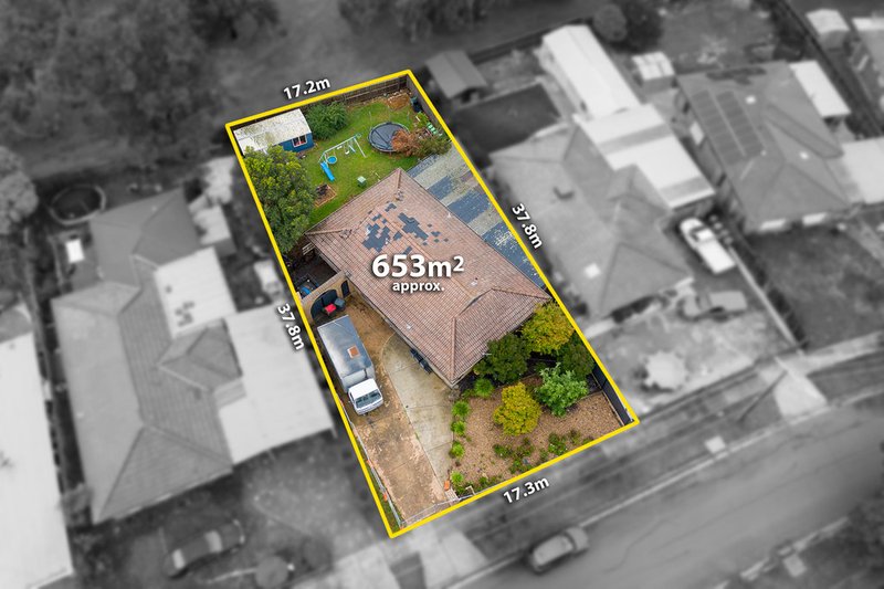 21 Mitford Crescent, Craigieburn VIC 3064