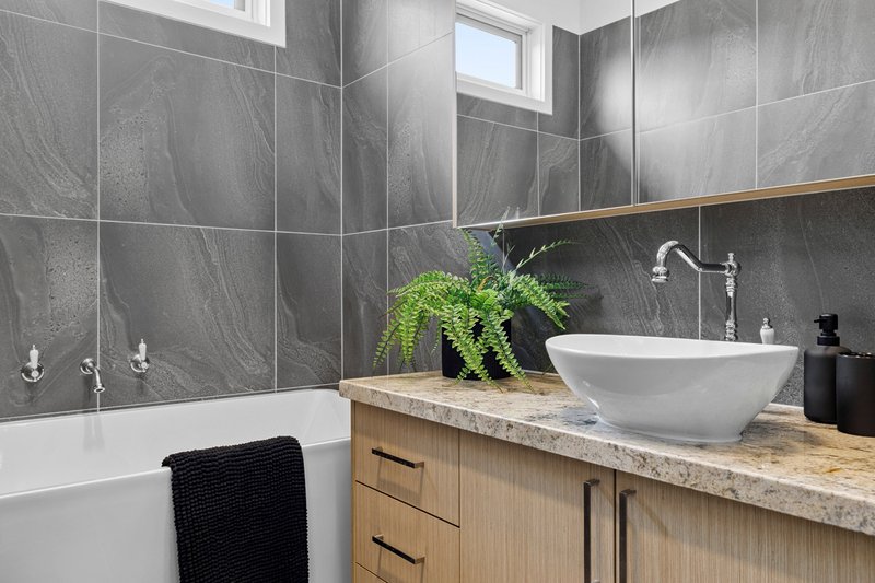 Photo - 21 Molesworth Street, Glenlyon VIC 3461 - Image 16