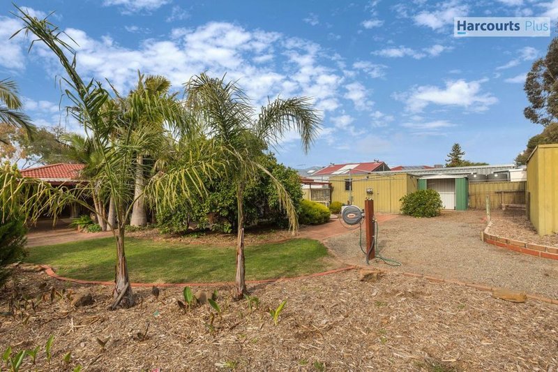 Photo - 21 Moncur Street, Woodcroft SA 5162 - Image 16