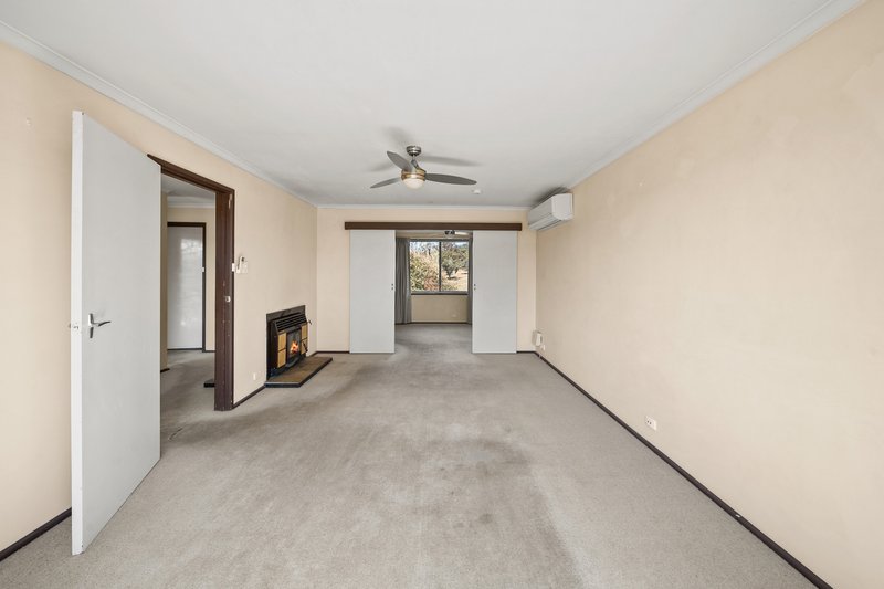 Photo - 21 Monk Place, Karabar NSW 2620 - Image 4