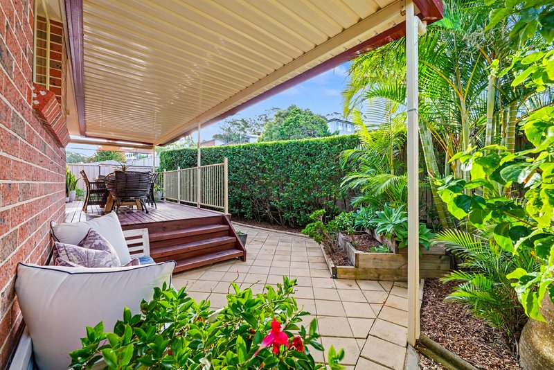 Photo - 2/1 Montana Place, Bateau Bay NSW 2261 - Image 12