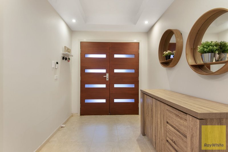 Photo - 21 Montezuma Avenue, Truganina VIC 3029 - Image 2