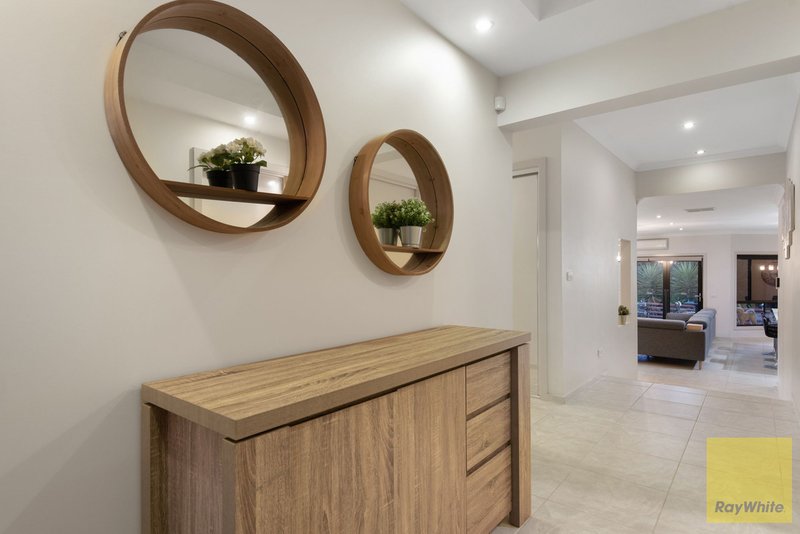 Photo - 21 Montezuma Avenue, Truganina VIC 3029 - Image 3