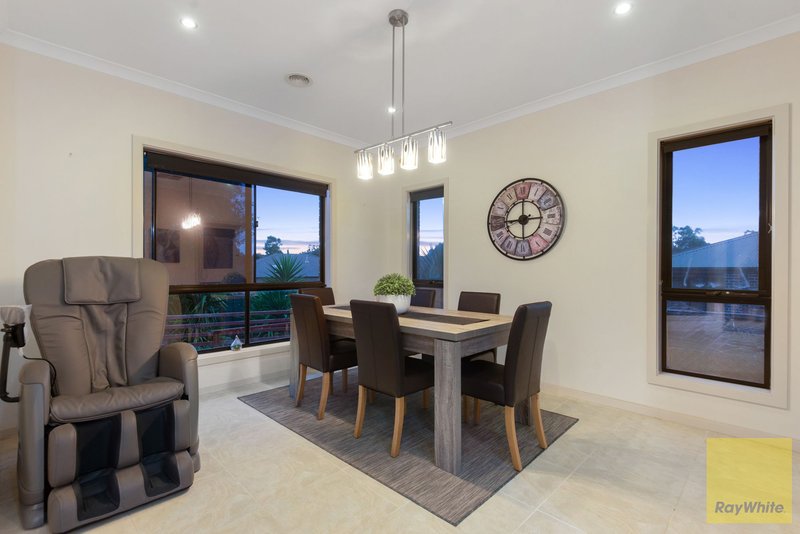 Photo - 21 Montezuma Avenue, Truganina VIC 3029 - Image 9