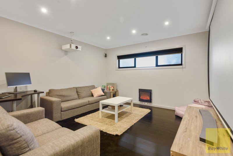 Photo - 21 Montezuma Avenue, Truganina VIC 3029 - Image 10