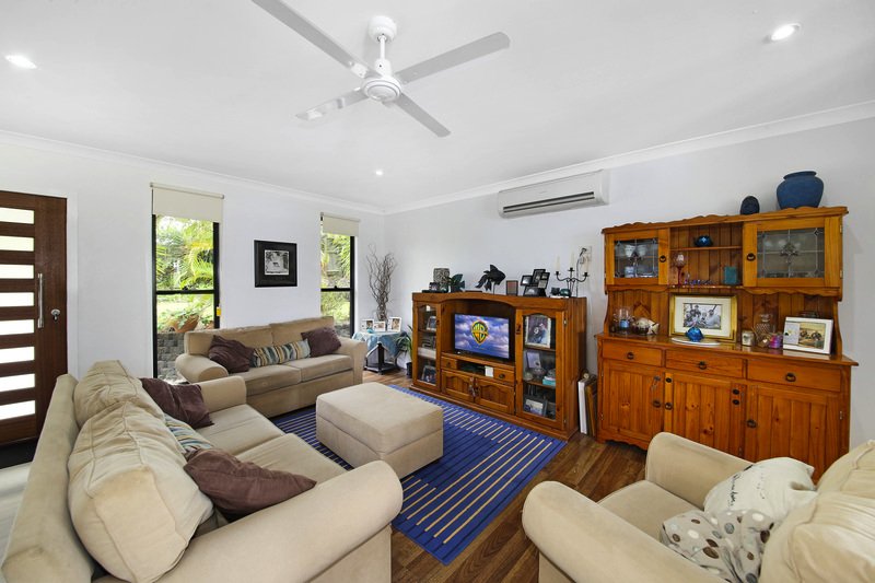 Photo - 21 Moss Day Pl , Burnside QLD 4560 - Image 6