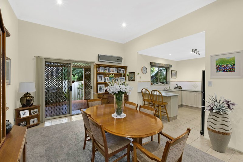 Photo - 2/1 Mossman Avenue, Bateau Bay NSW 2261 - Image 7