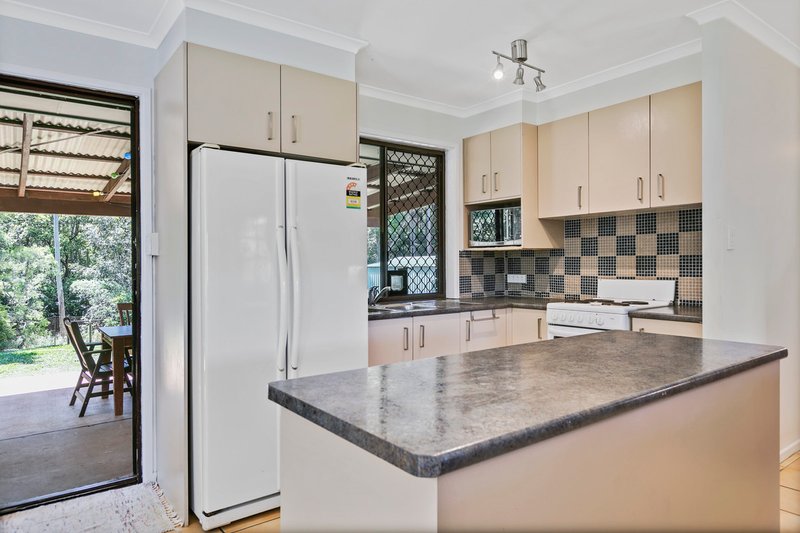 Photo - 21 Mountain Vista Drive, Glass House Mountains QLD 4518 - Image 9