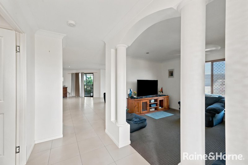 Photo - 21 Mulcahy Crescent, Eimeo QLD 4740 - Image 5