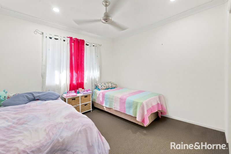 Photo - 21 Mulcahy Crescent, Eimeo QLD 4740 - Image 18