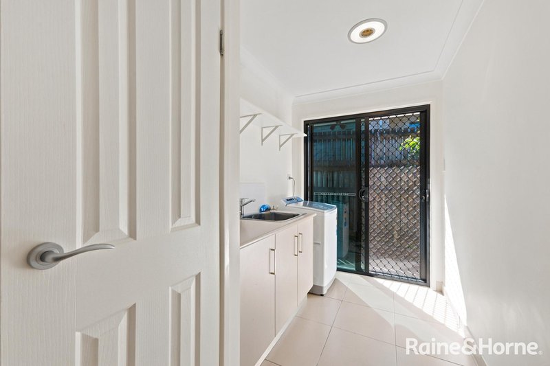 Photo - 21 Mulcahy Crescent, Eimeo QLD 4740 - Image 21