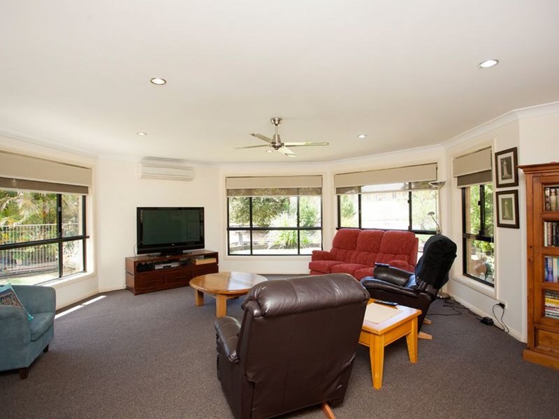 Photo - 21 Mullalone Place, Pampoolah NSW 2430 - Image 6