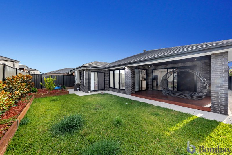 Photo - 21 Mundaring Crescent, Craigieburn VIC 3064 - Image 17