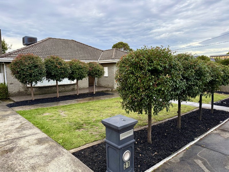Photo - 21 Murdoch Avenue, Mulgrave VIC 3170 - Image 7
