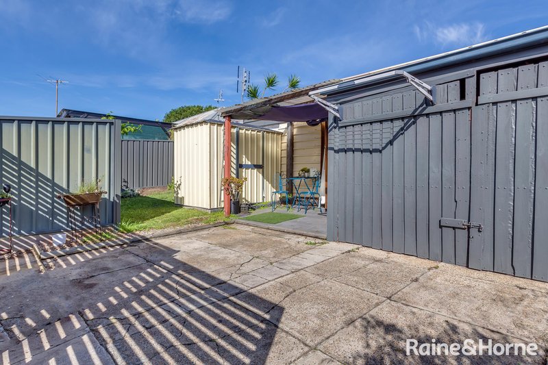 Photo - 21 Murnin Street, Wallsend NSW 2287 - Image 17