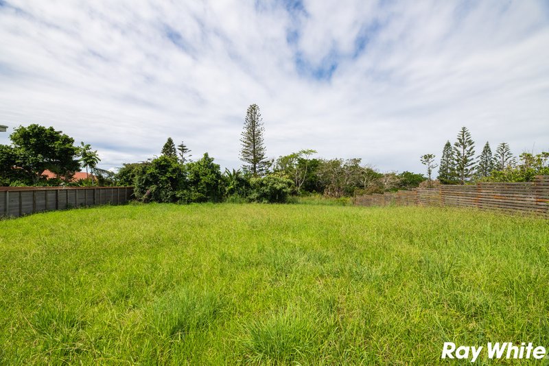 Photo - 21 Myalup Court, Red Head NSW 2430 - Image 4