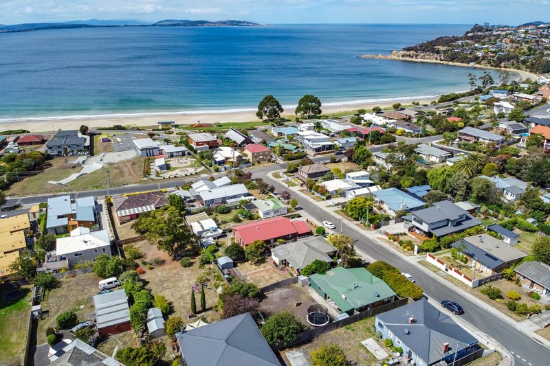 21 Myuna Road, Blackmans Bay TAS 7052