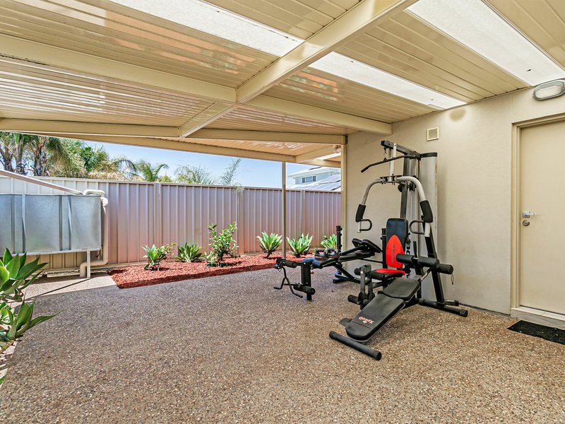 Photo - 21 Nambour Crescent, West Lakes Shore SA 5020 - Image 22