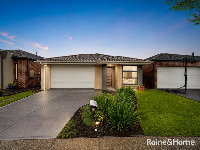 Photo - 21 Naomi Street, Pakenham VIC 3810 - Image 1
