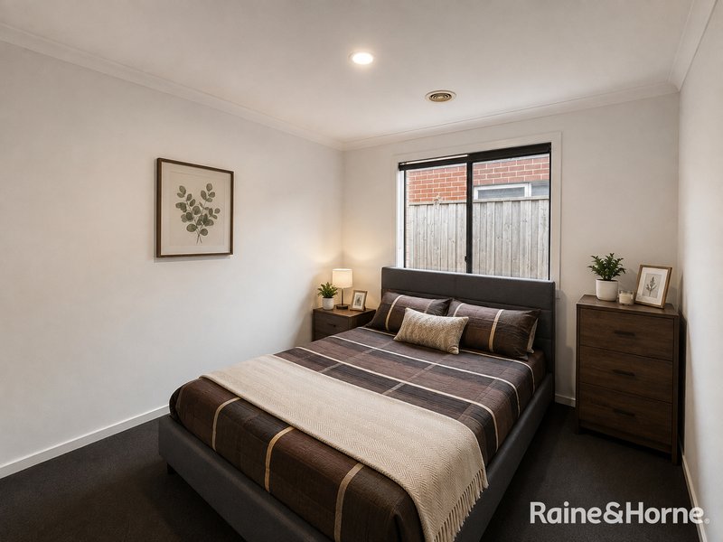 Photo - 21 Naomi Street, Pakenham VIC 3810 - Image 6