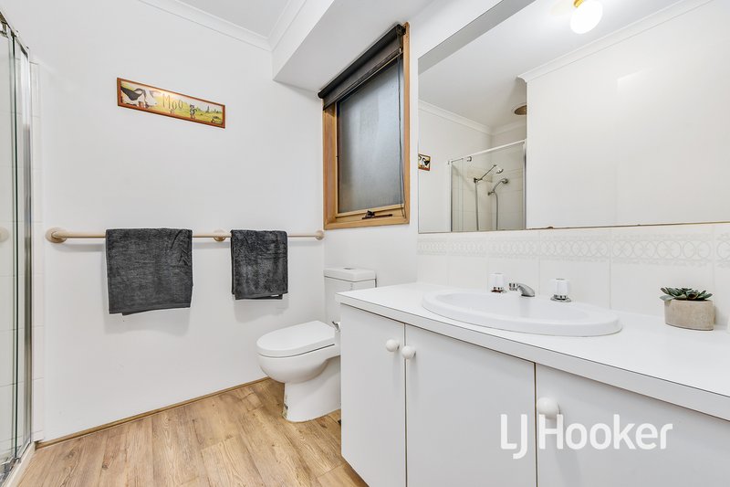 Photo - 21 Nathan Court, Pakenham VIC 3810 - Image 10