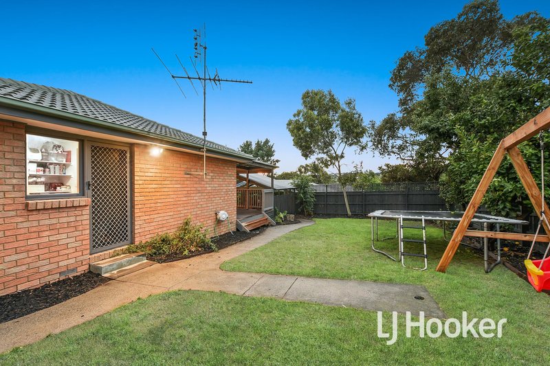 Photo - 21 Nathan Court, Pakenham VIC 3810 - Image 15