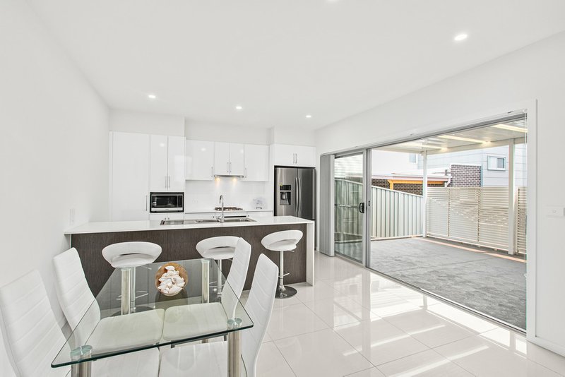 Photo - 21 National Avenue, Shell Cove NSW 2529 - Image 3