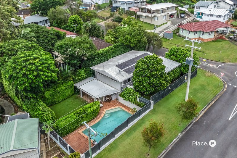 21 Nealdon Street, Holland Park QLD 4121