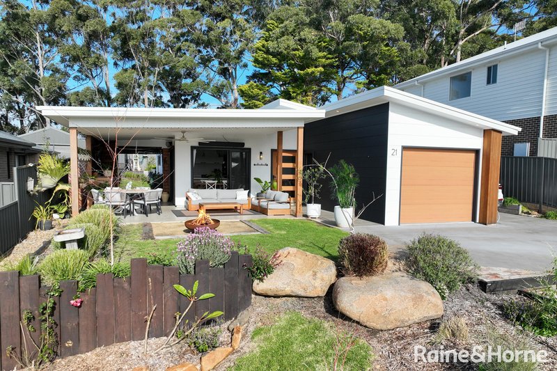 Photo - 21 Nethercote Street, Mollymook NSW 2539 - Image 2