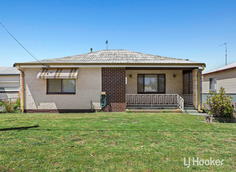 21 Newell Street, Harvey WA 6220