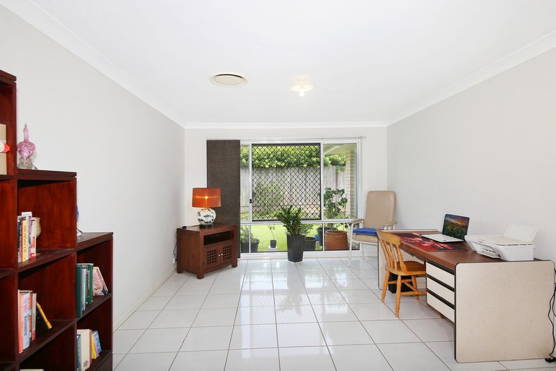 Photo - 21 Nichols Ave , Beerwah QLD 4519 - Image 3