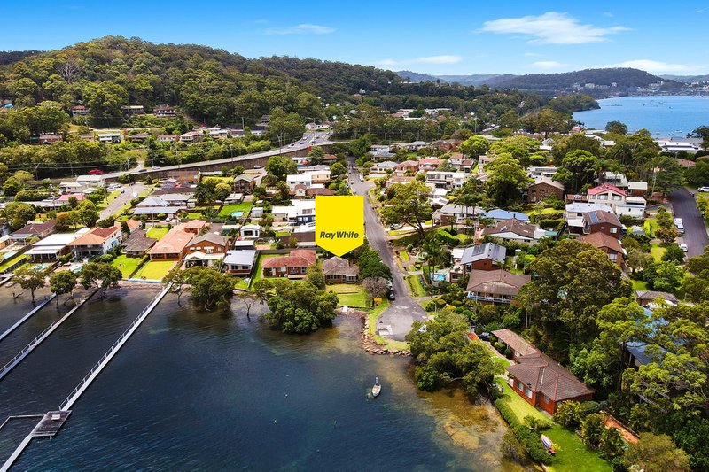 21 Noonan Point Avenue, Point Clare NSW 2250 Real Estate Industry