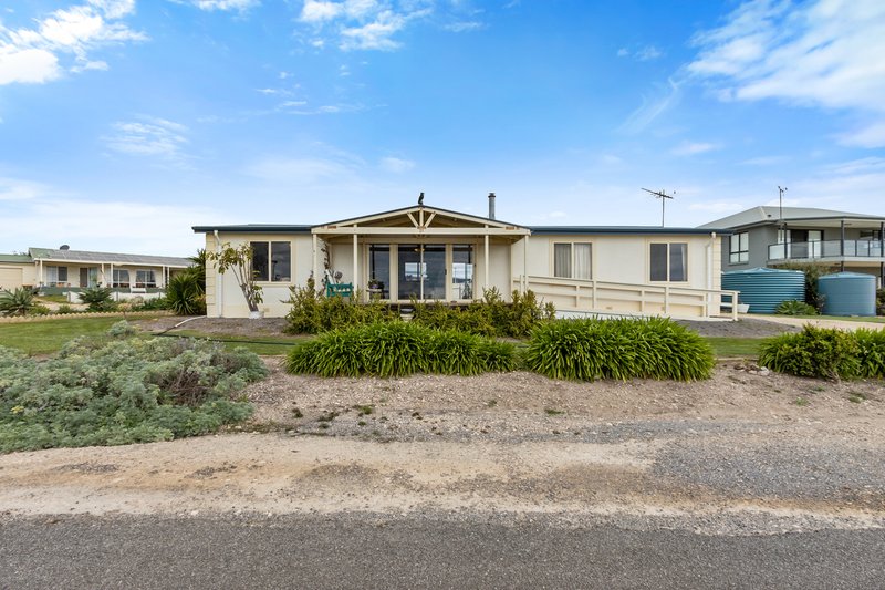 Photo - 21 North Coast Road, Point Turton SA 5575 - Image 3