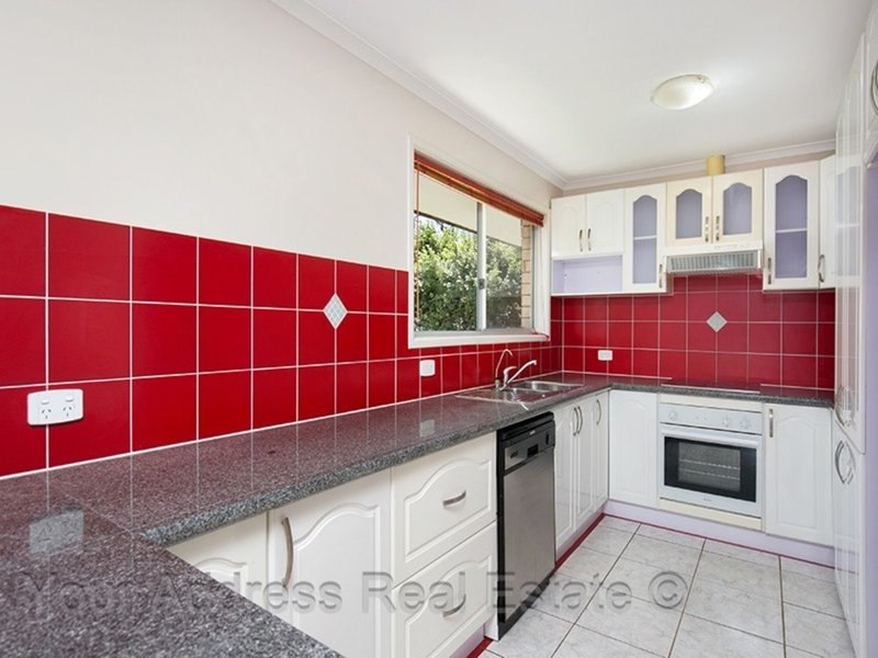 Photo - 21 Oakdale Street, Browns Plains QLD 4118 - Image 4