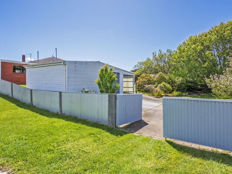 Photo - 21 Old Bass Highway, Wynyard TAS 7325 - Image 22