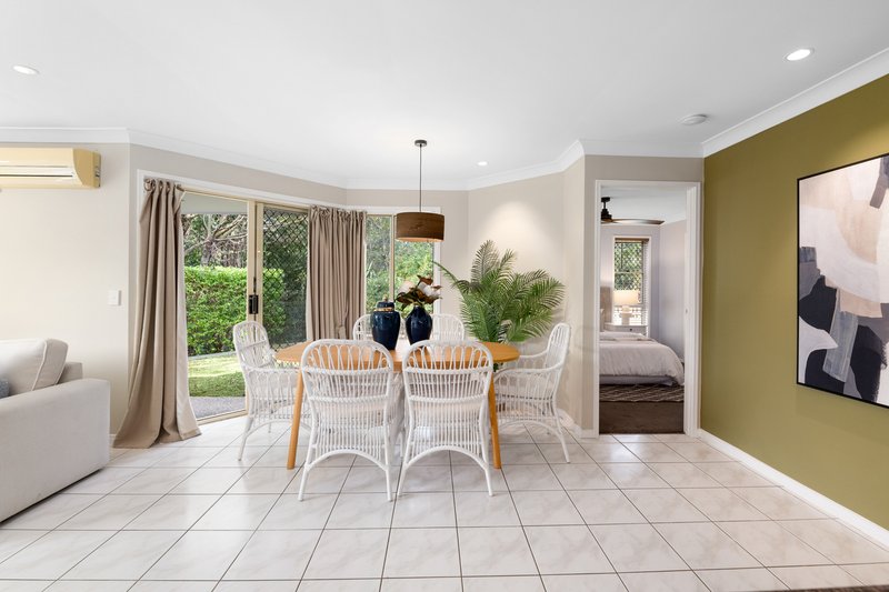 Photo - 21 Olympic Place, Sinnamon Park QLD 4073 - Image 6