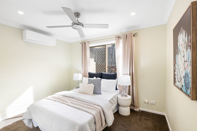 Photo - 21 Olympic Place, Sinnamon Park QLD 4073 - Image 9