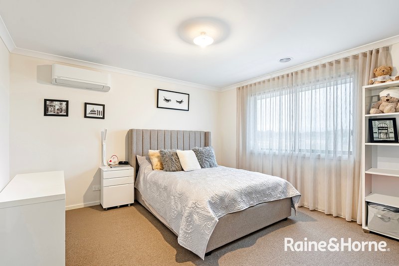 Photo - 21 Orrong Drive, Officer VIC 3809 - Image 14