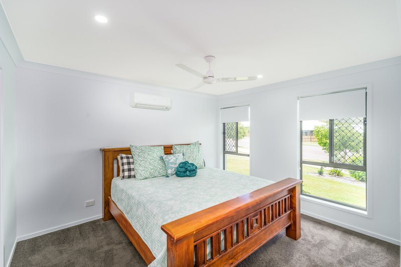 Photo - 21 Outlook Boulevard, Gleneagle QLD 4285 - Image 7