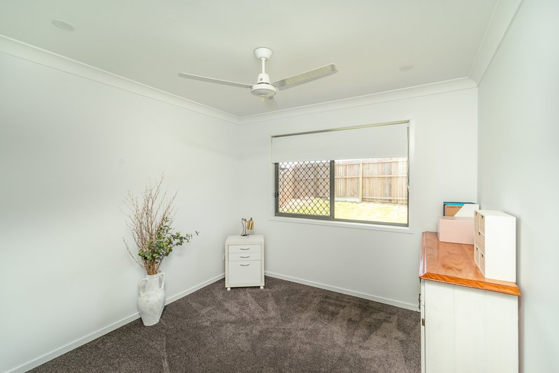 Photo - 21 Outlook Boulevard, Gleneagle QLD 4285 - Image 10