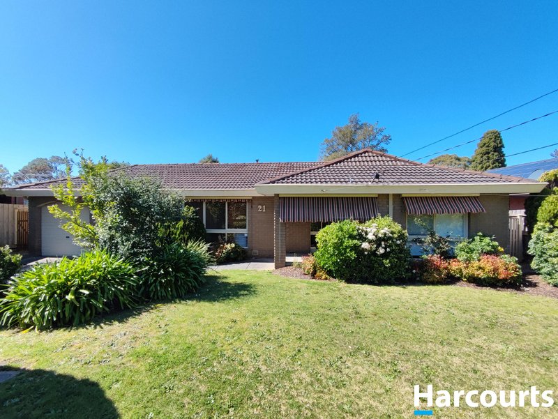 Photo - 21 Overland Drive, Vermont South VIC 3133 - Image 2