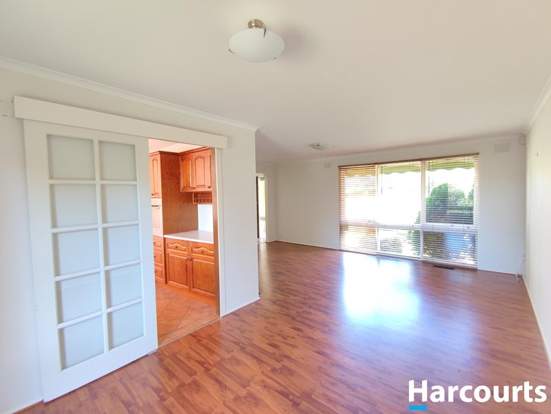 Photo - 21 Overland Drive, Vermont South VIC 3133 - Image 4