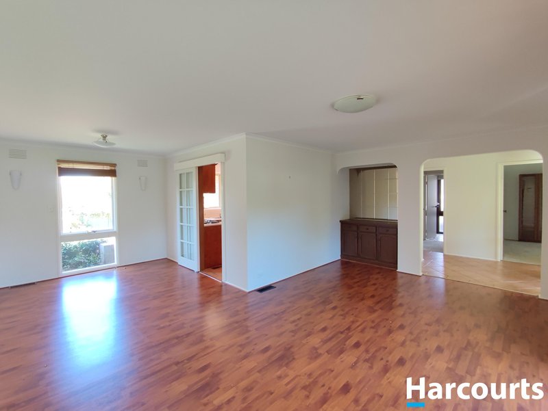 Photo - 21 Overland Drive, Vermont South VIC 3133 - Image 5