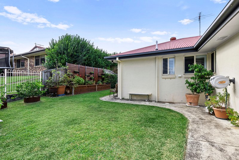 Photo - 21 Oxford Crescent, Bridgeman Downs QLD 4035 - Image 18